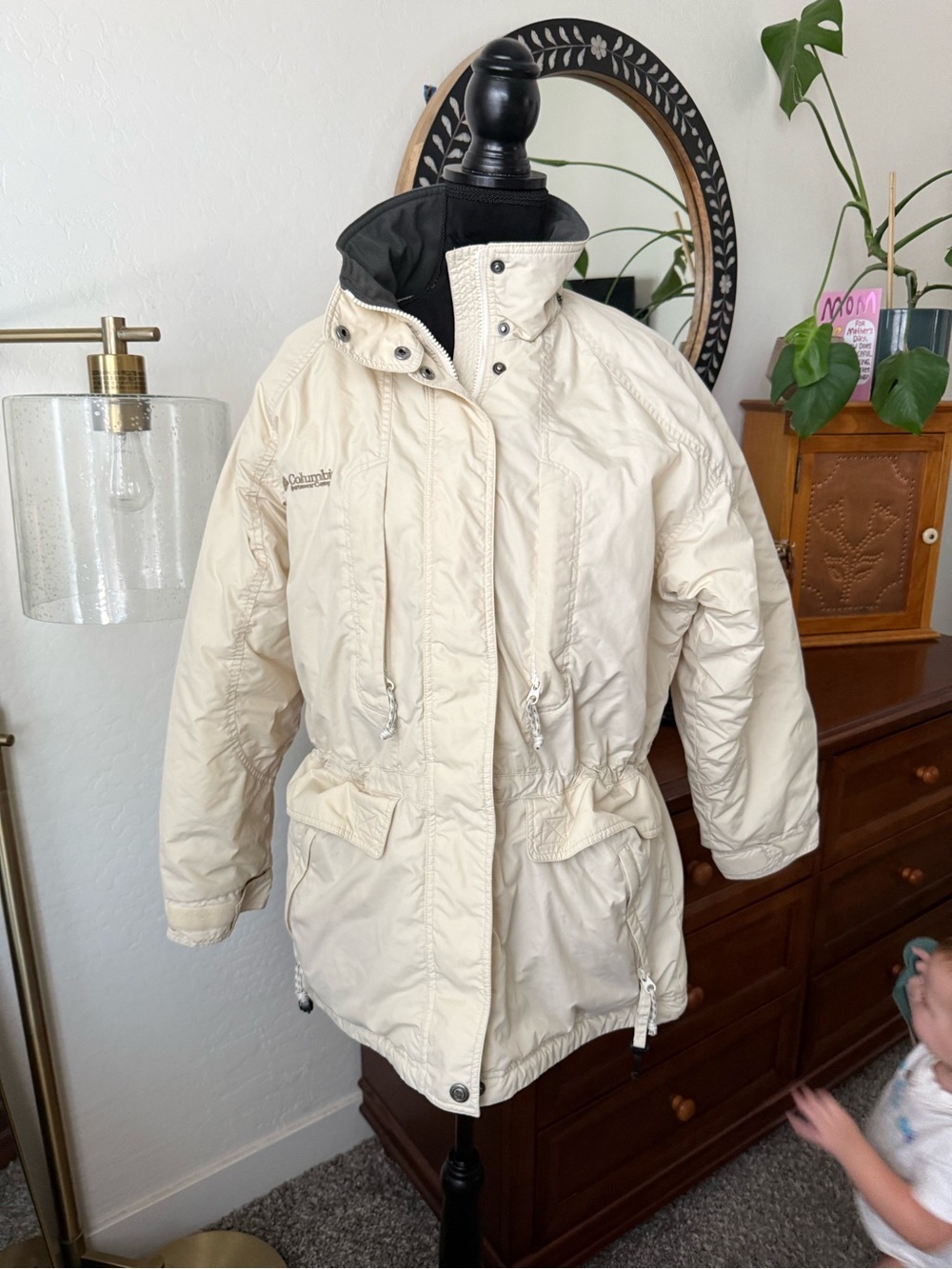Vintage Columbia Women's Cream Hooded Parka Jacket
